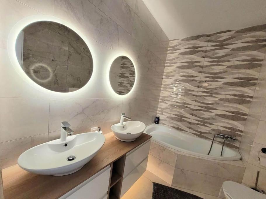 Apartment Sophie 3 Rooms, 2 Bathrooms, 8 Persons Cracovie Extérieur photo