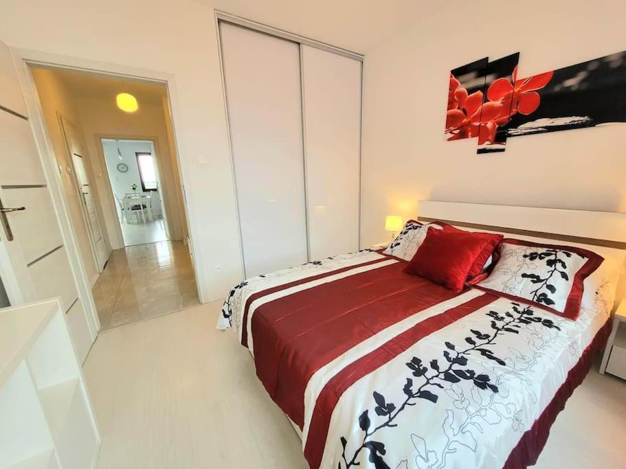 Apartment Sophie 3 Rooms, 2 Bathrooms, 8 Persons Cracovie Extérieur photo