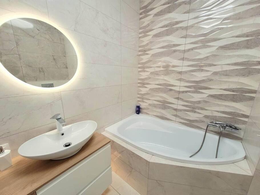 Apartment Sophie 3 Rooms, 2 Bathrooms, 8 Persons Cracovie Extérieur photo